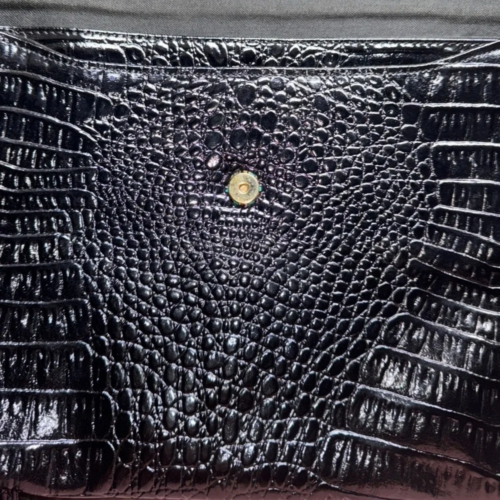 New Vintage Contessa genuine Leather crocodile embossed shoulder purse/ Clutch